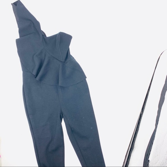 Venus one shoulder jumpsuit with ruffle - Picture 2 of 4